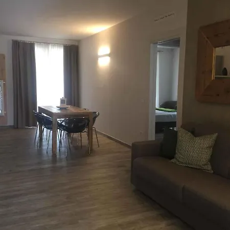 In Tignale/gardasee 34085