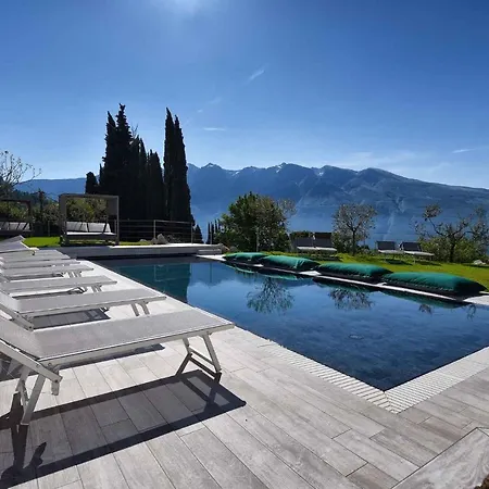 In Tignale/gardasee 34085