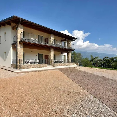 In Tignale/gardasee 34085 Apartamento Tignale
