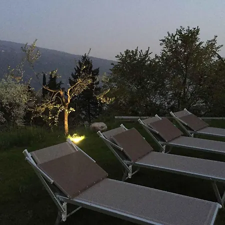 In Tignale/gardasee 34085 Apartamento