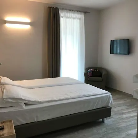 In Tignale/gardasee 34085 Apartamento Tignale